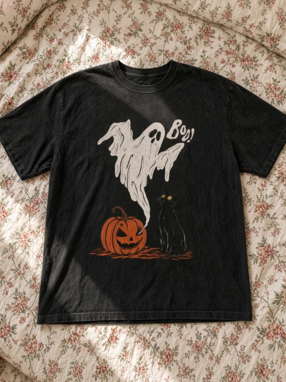 Boo Ghost Jack-O-Lantern Black Cat Graphic Tee Black Vintage Halloween NWT